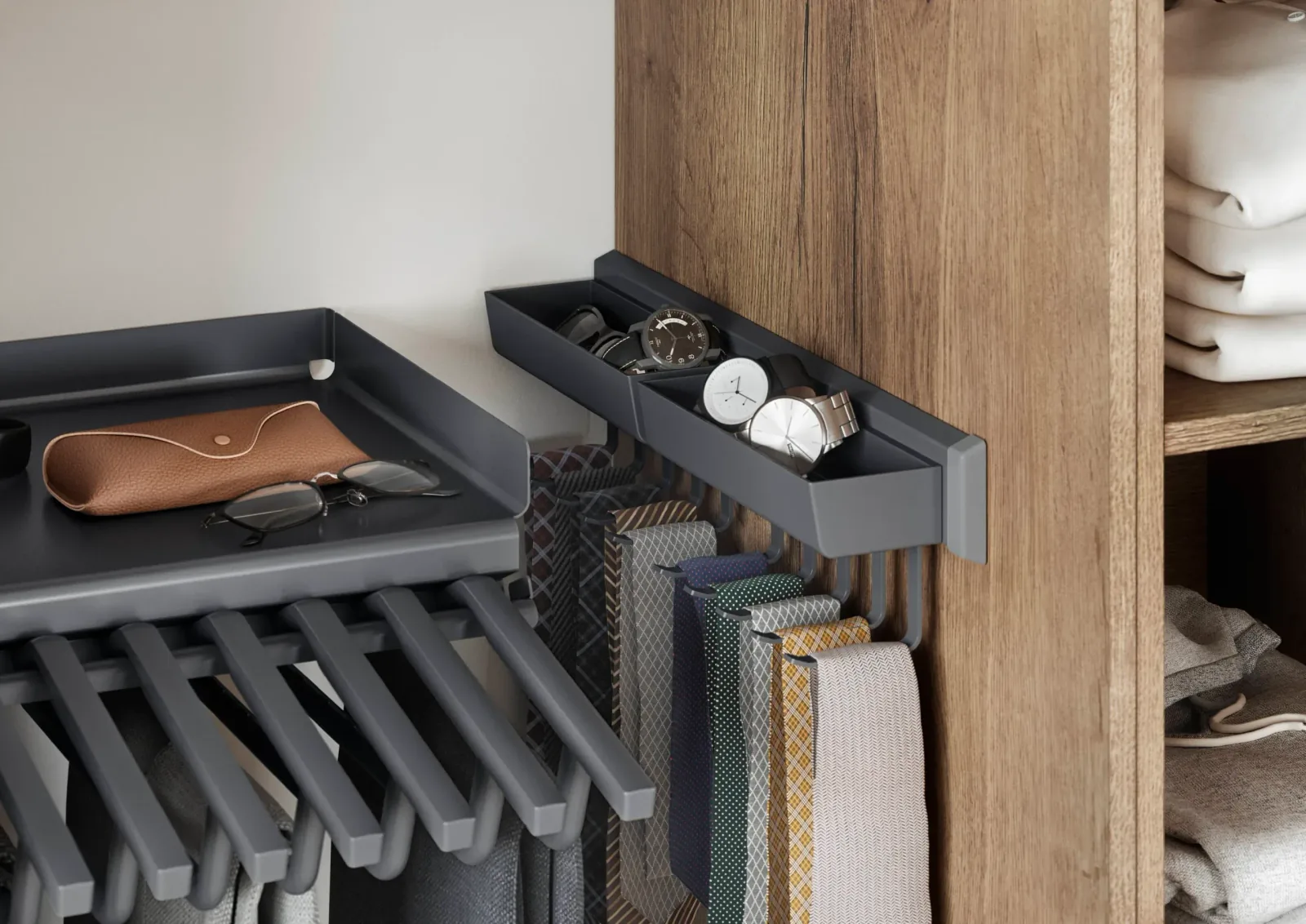 Accessoires intérieurs de dressing sur mesure avec porte-cravates et rangement à montres