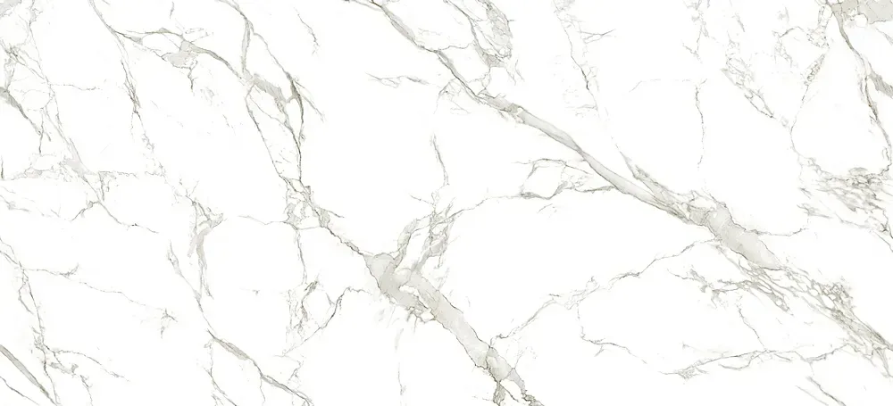 Plan de travail Dekton Aura 15, effet marbre blanc veiné gris